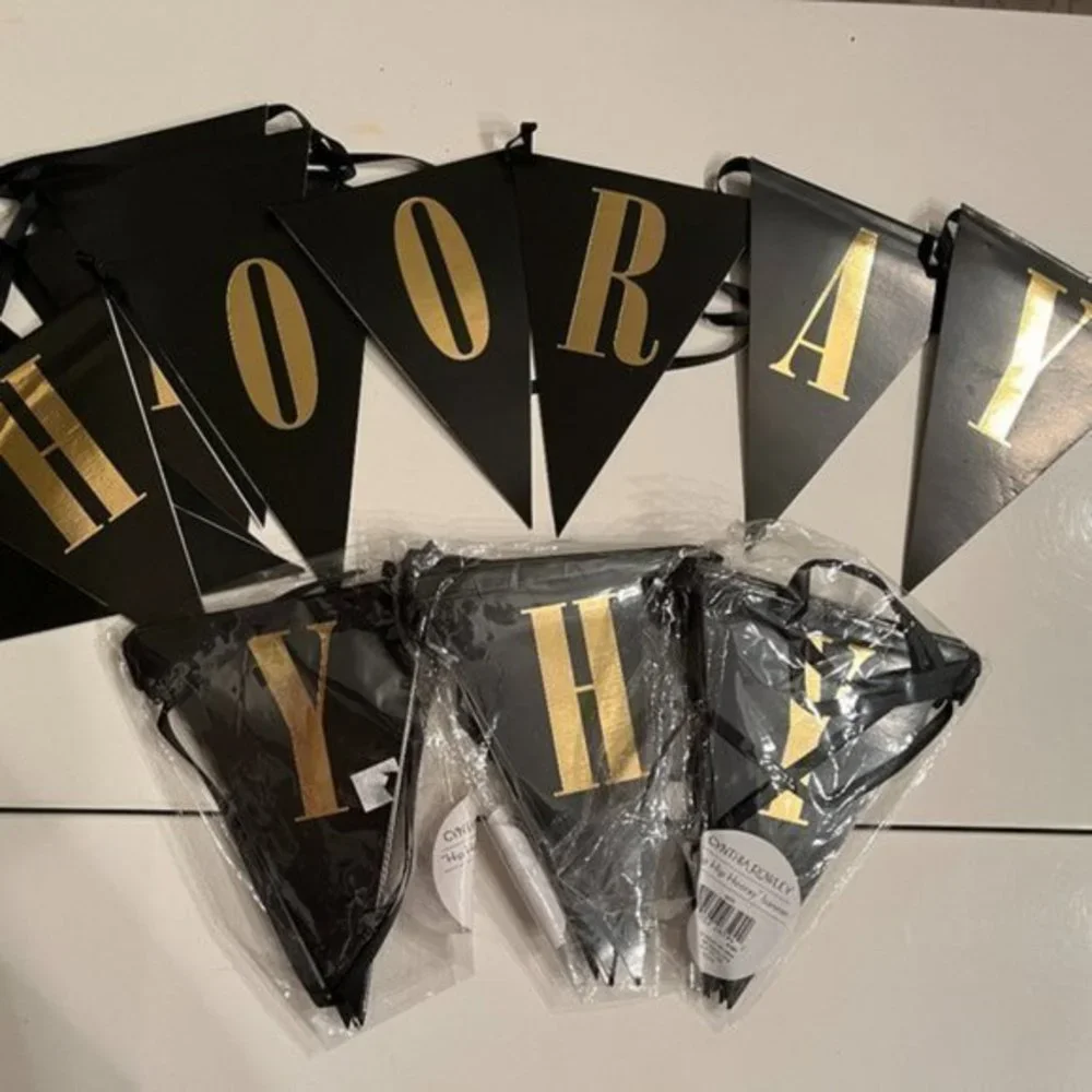 Banners Cynthia Rowley “Hip Hop Hooray”‎ Four! (New)/ Party Decorations!